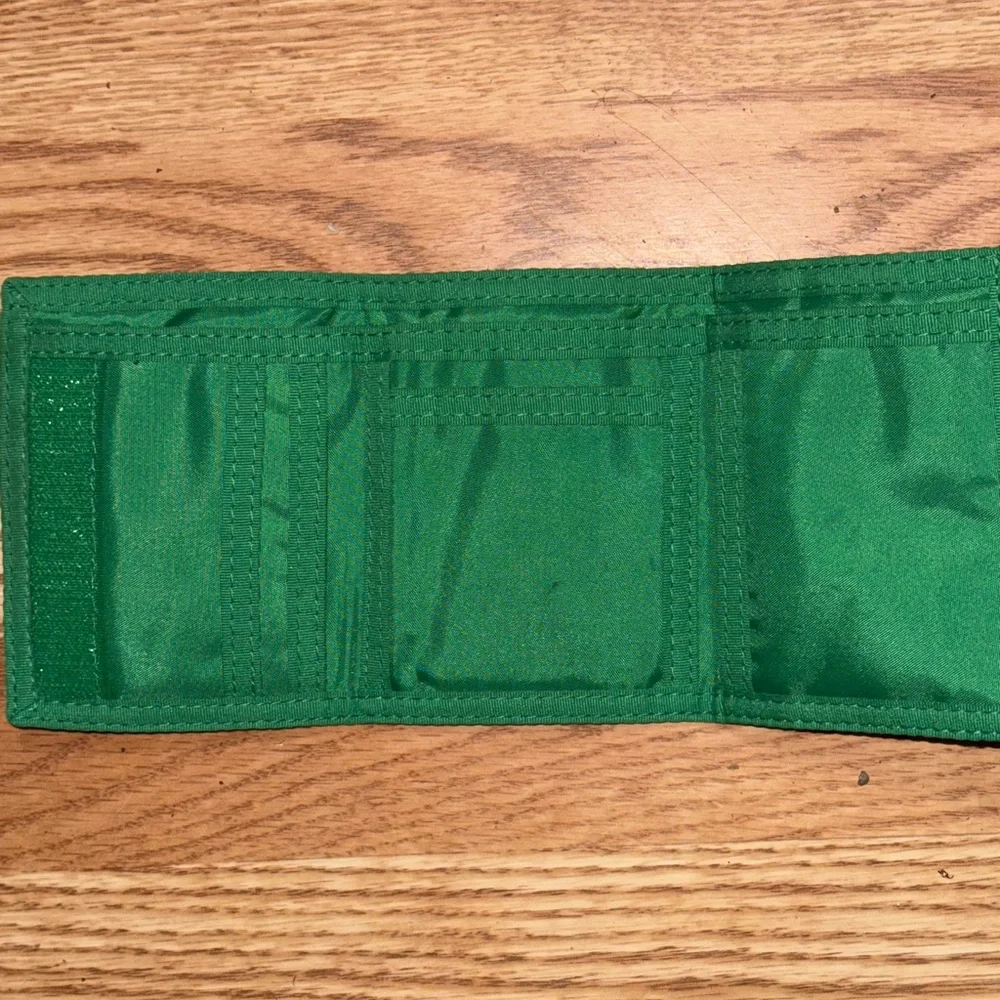 Minecraft Trifold Wallet - Picture 3 of 3